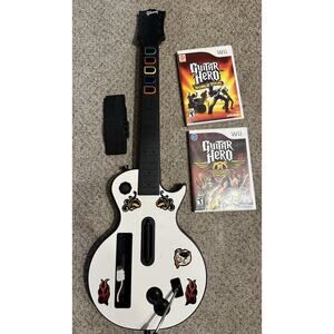 Nintendo Wii Guitar Hero Bundle Guitar & 2 Games Aerosmith & World Tour Tested
